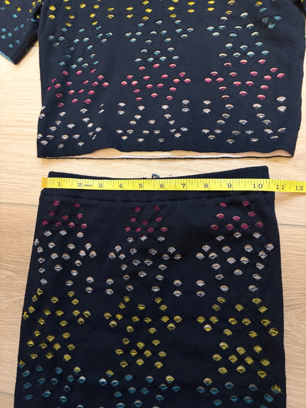 Alice and Olivia Multicolor Crop Top Pencil Skirt Set - Picture 7 of 16